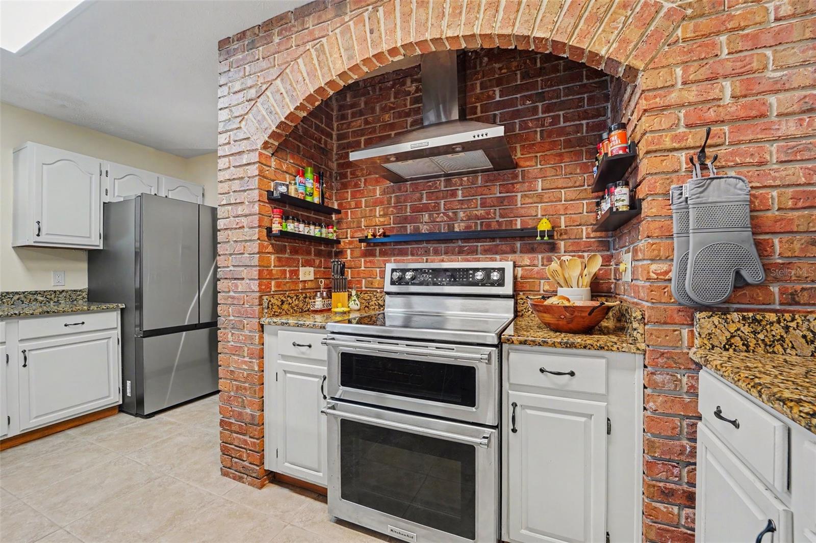 LAKEVIEW VILLAGE SECTION D UNIT I - Residential