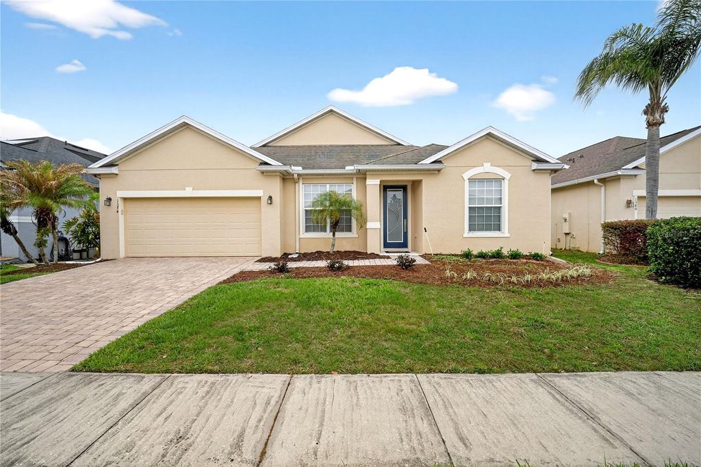 Photo of 1374 Lexington Avenue, Davenport, FL 33837 (MLS # O6391250)
