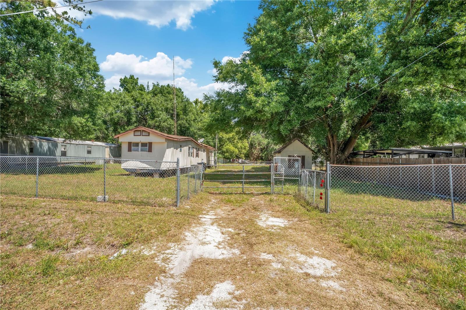WOLF RUN - Residential