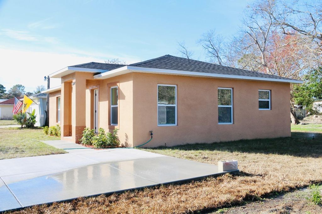 Photo of 15547 Charmwood Drive, Hudson, FL 34667 (MLS # TB8469693)