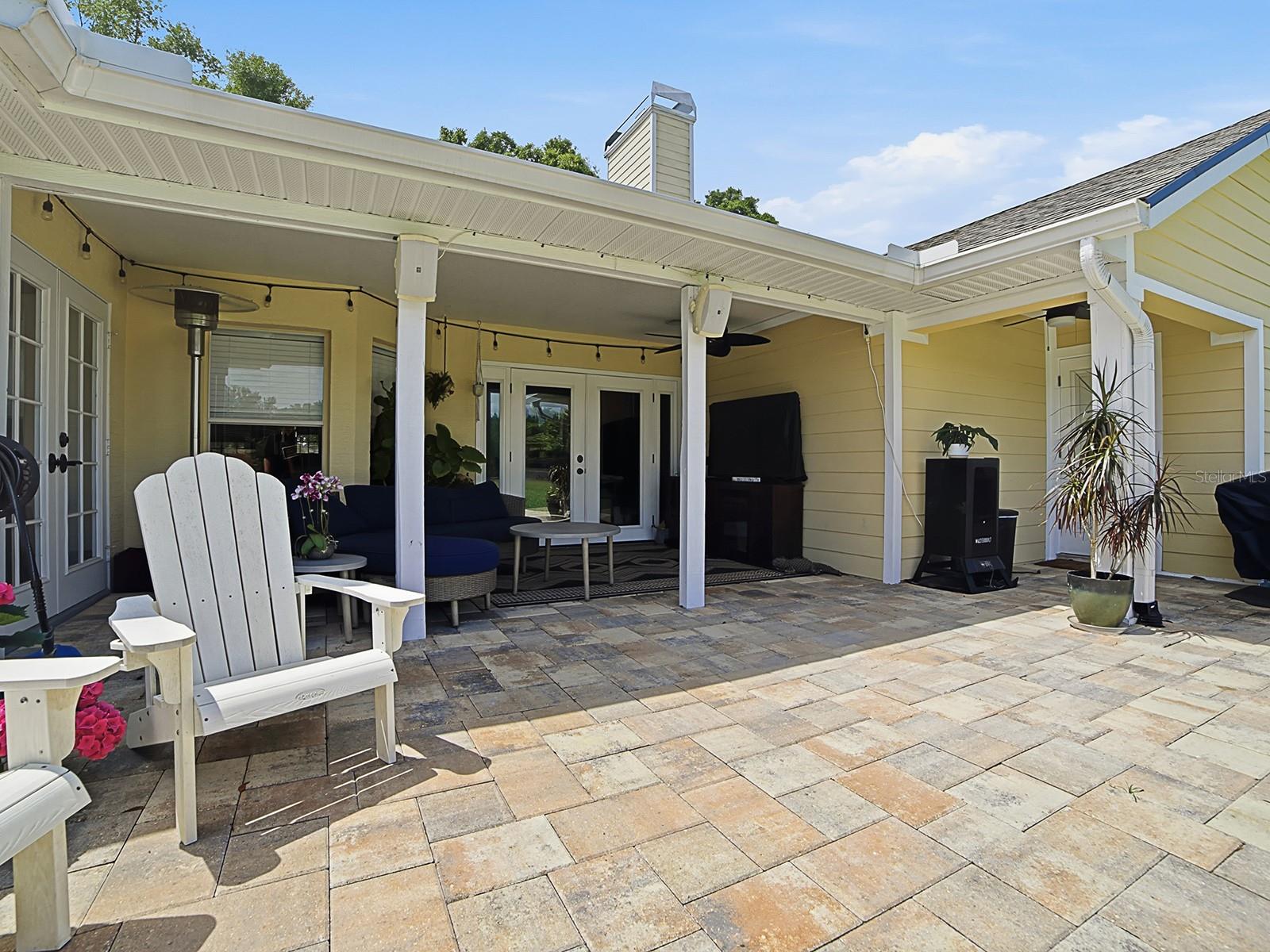 LAURELS MOUNT DORA - Residential