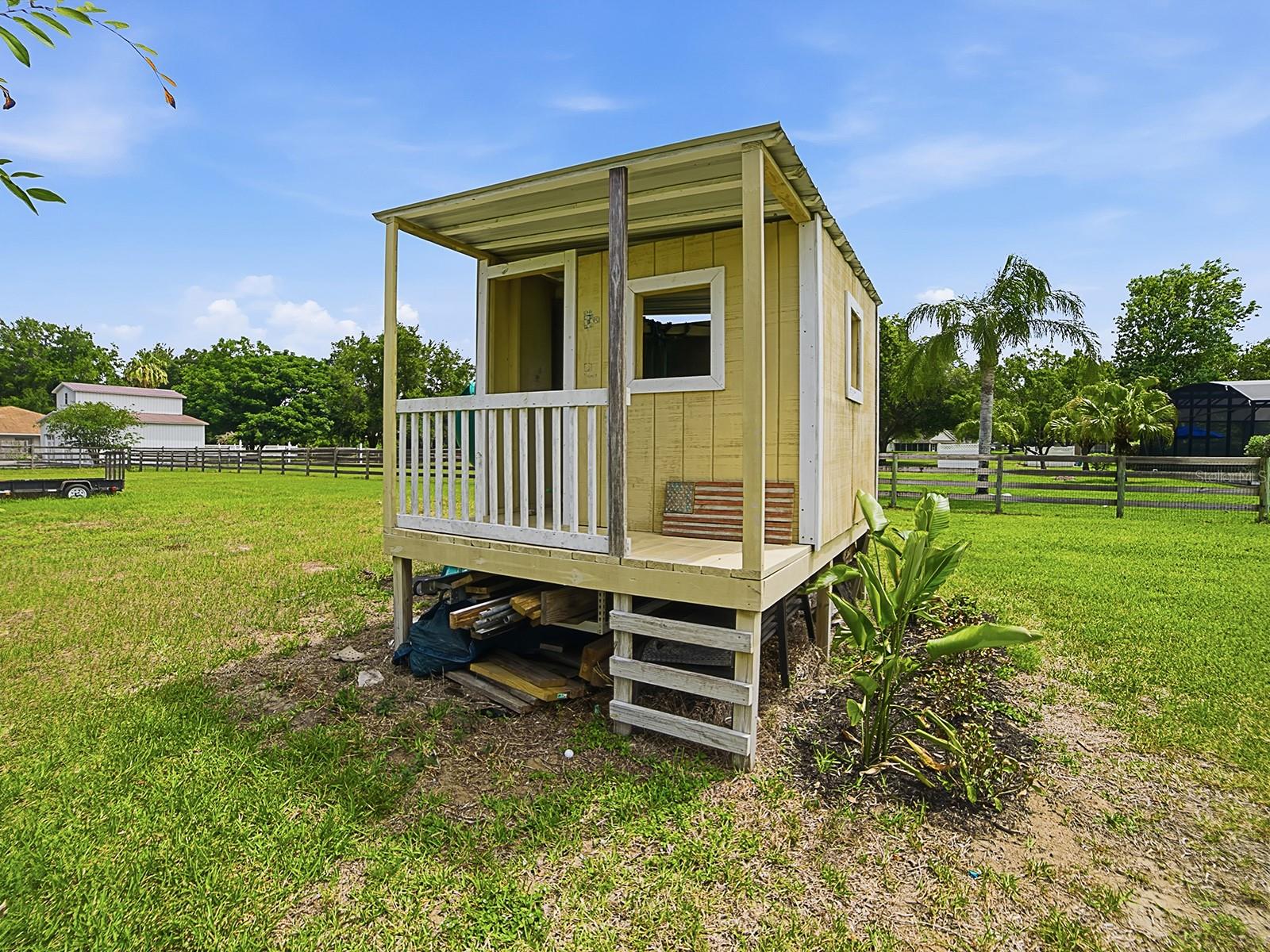 LAURELS MOUNT DORA - Residential