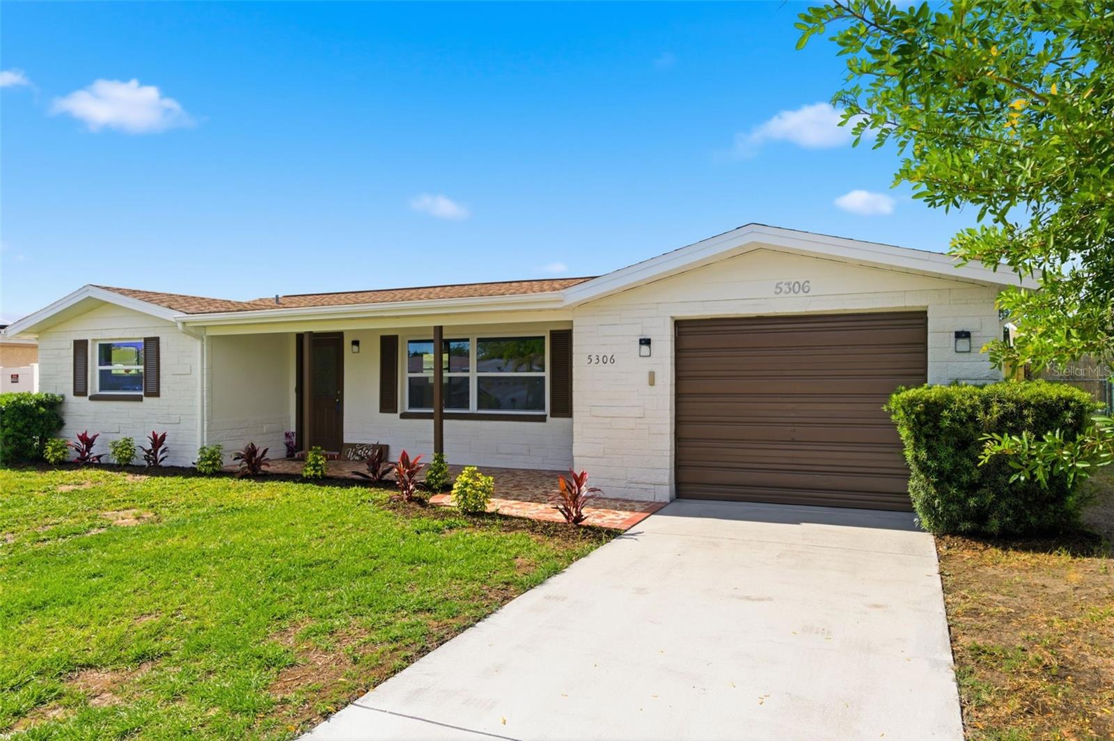 5306 PALAFOX DRIVE