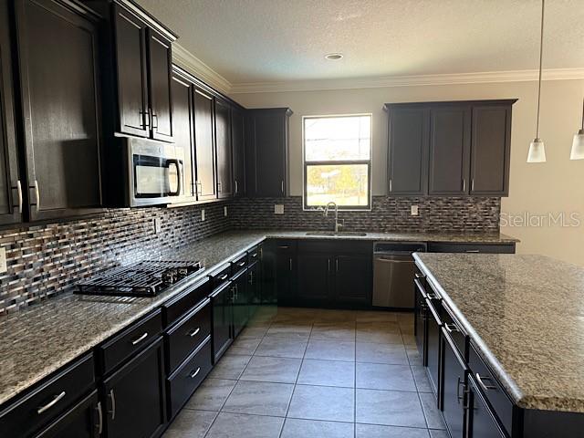 LAKESHORE RANCH PH I - Residential