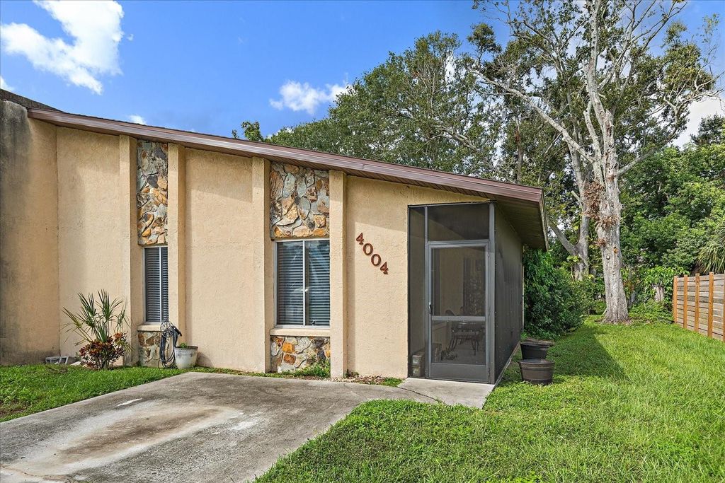 Photo of 4004 8th Street Court E, Bradenton, FL 34208 (MLS # A4665502)