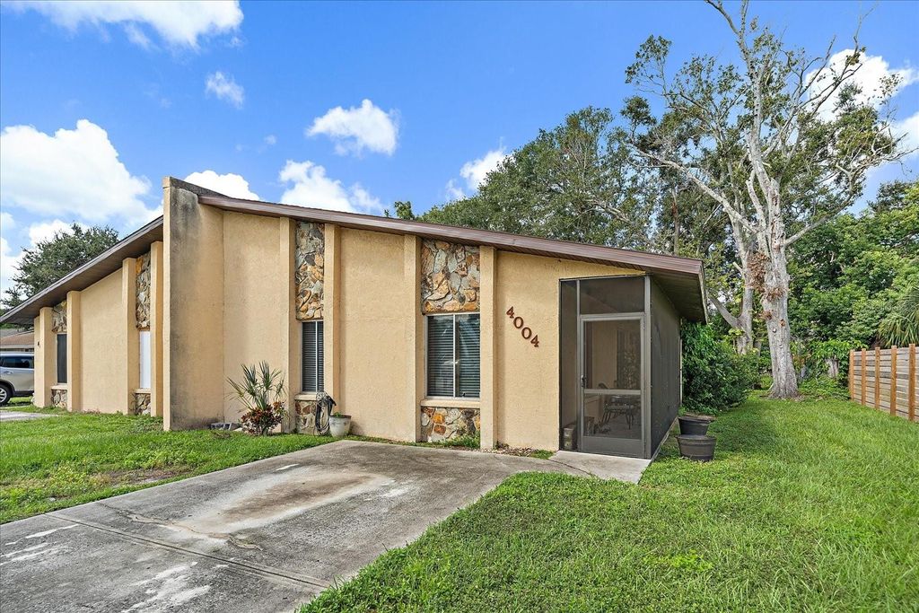 Photo of 4004 8th Street Court E, Bradenton, FL 34208 (MLS # A4665502)
