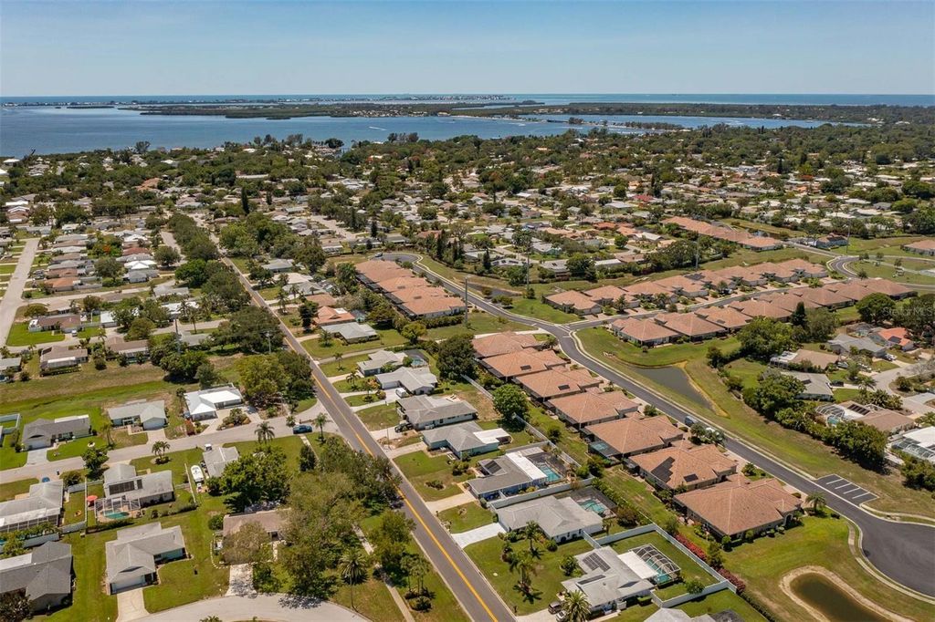 Photo of 6906 18th Avenue W, Bradenton, FL 34209 (MLS # A4680525)