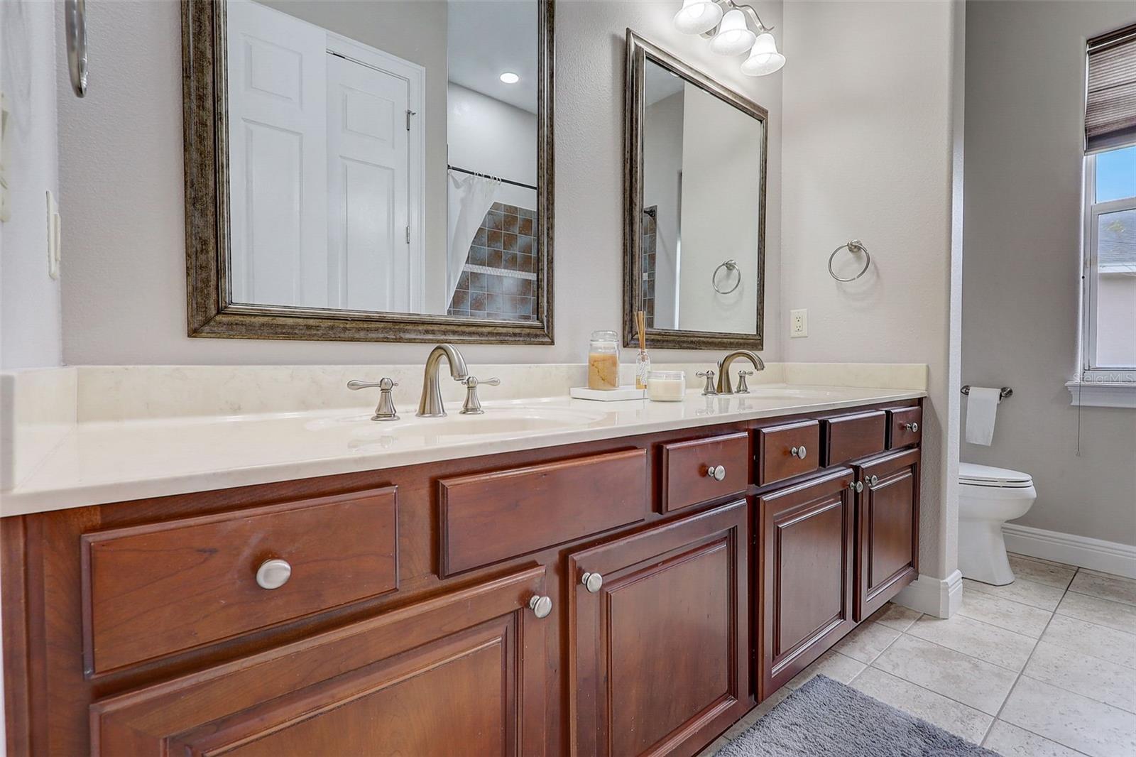 WINDSOR HILL - Residential