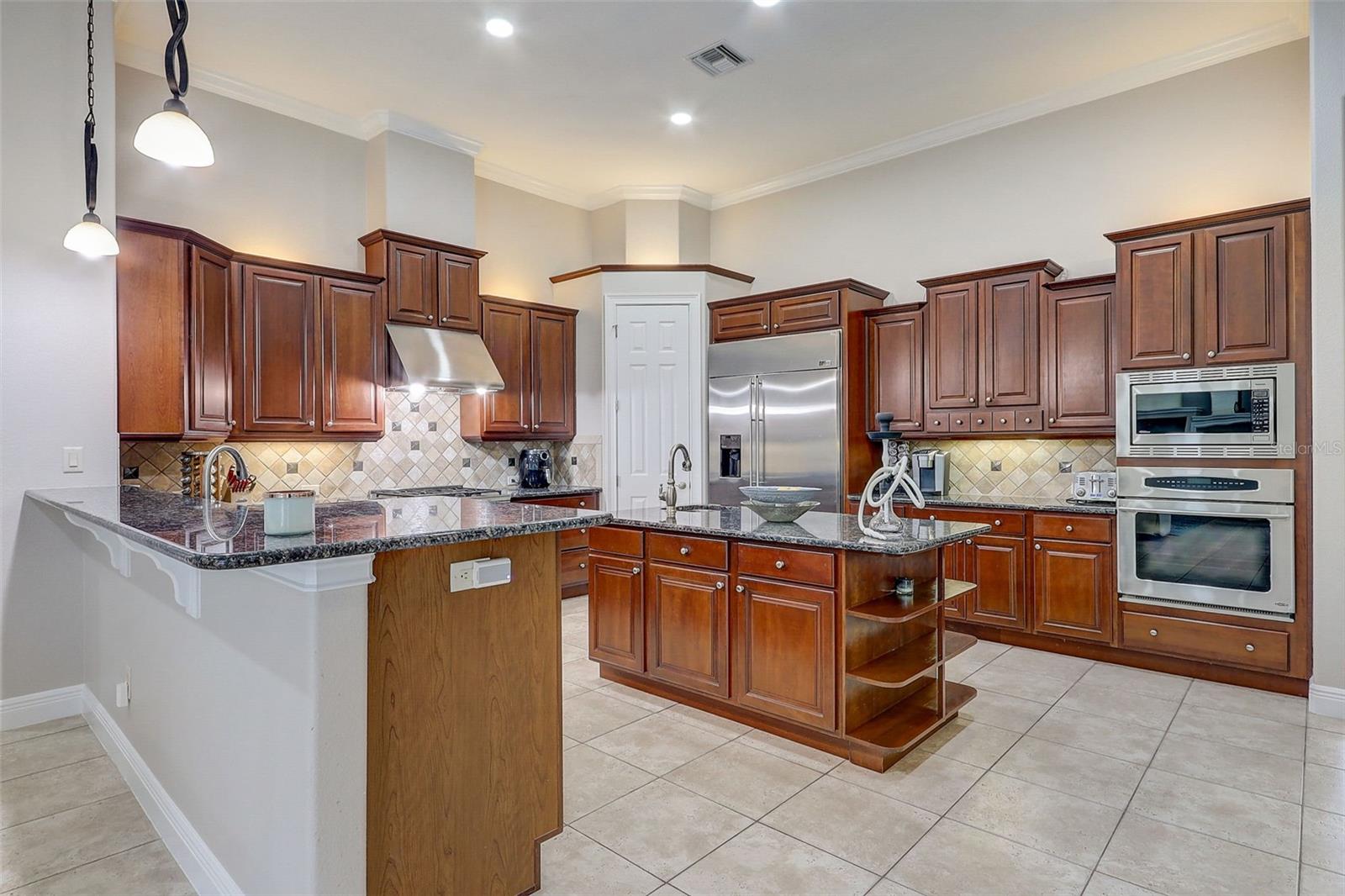 WINDSOR HILL - Residential