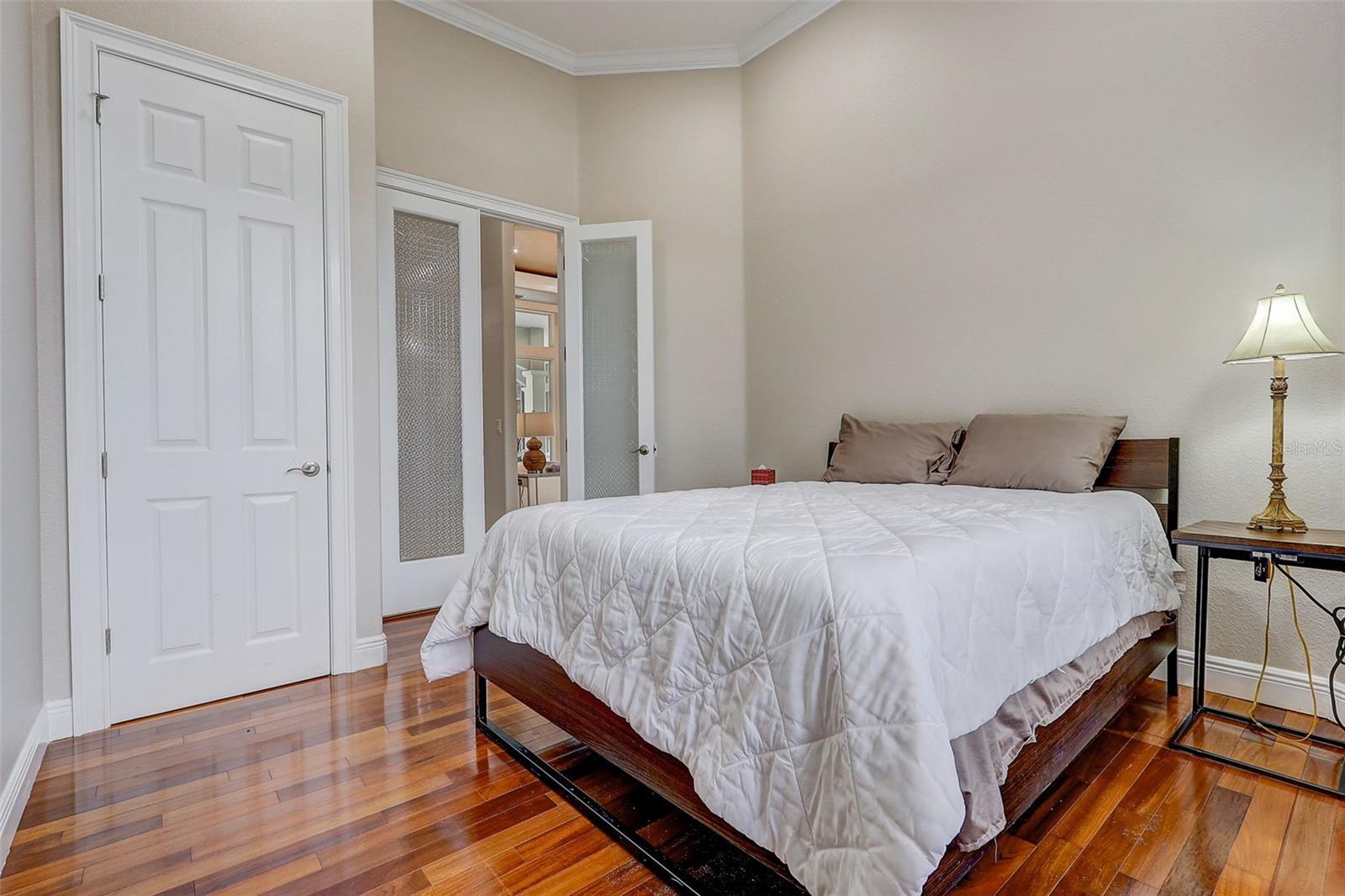 WINDSOR HILL - Residential