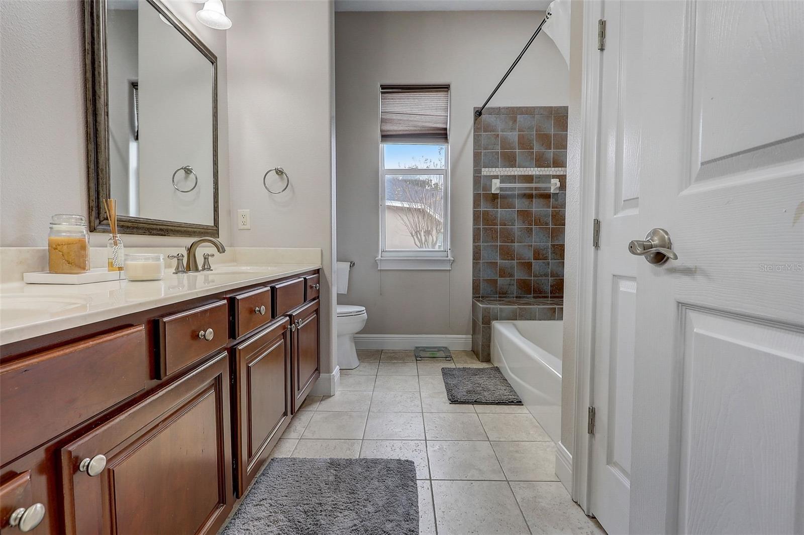 WINDSOR HILL - Residential