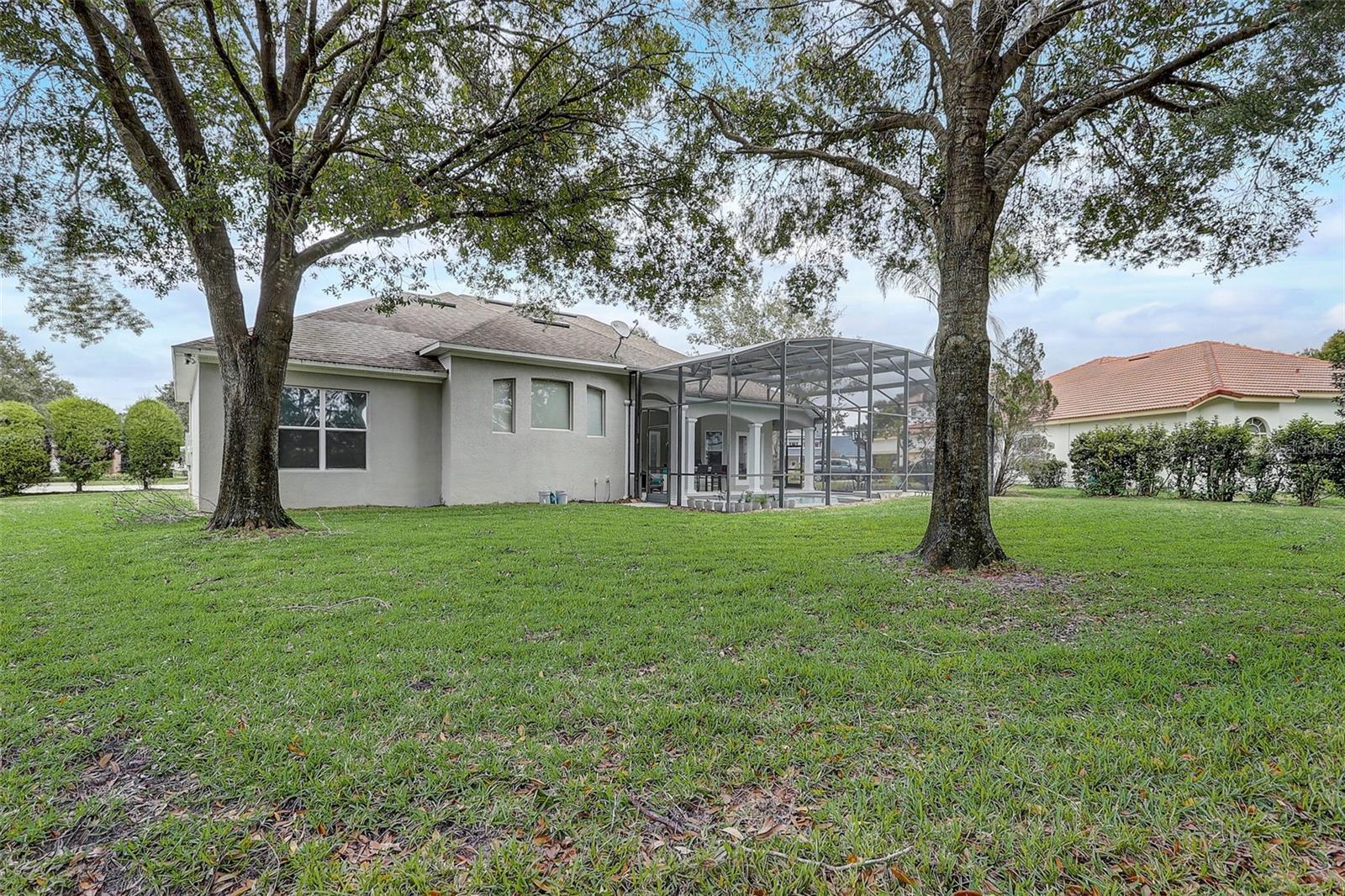 WINDSOR HILL - Residential