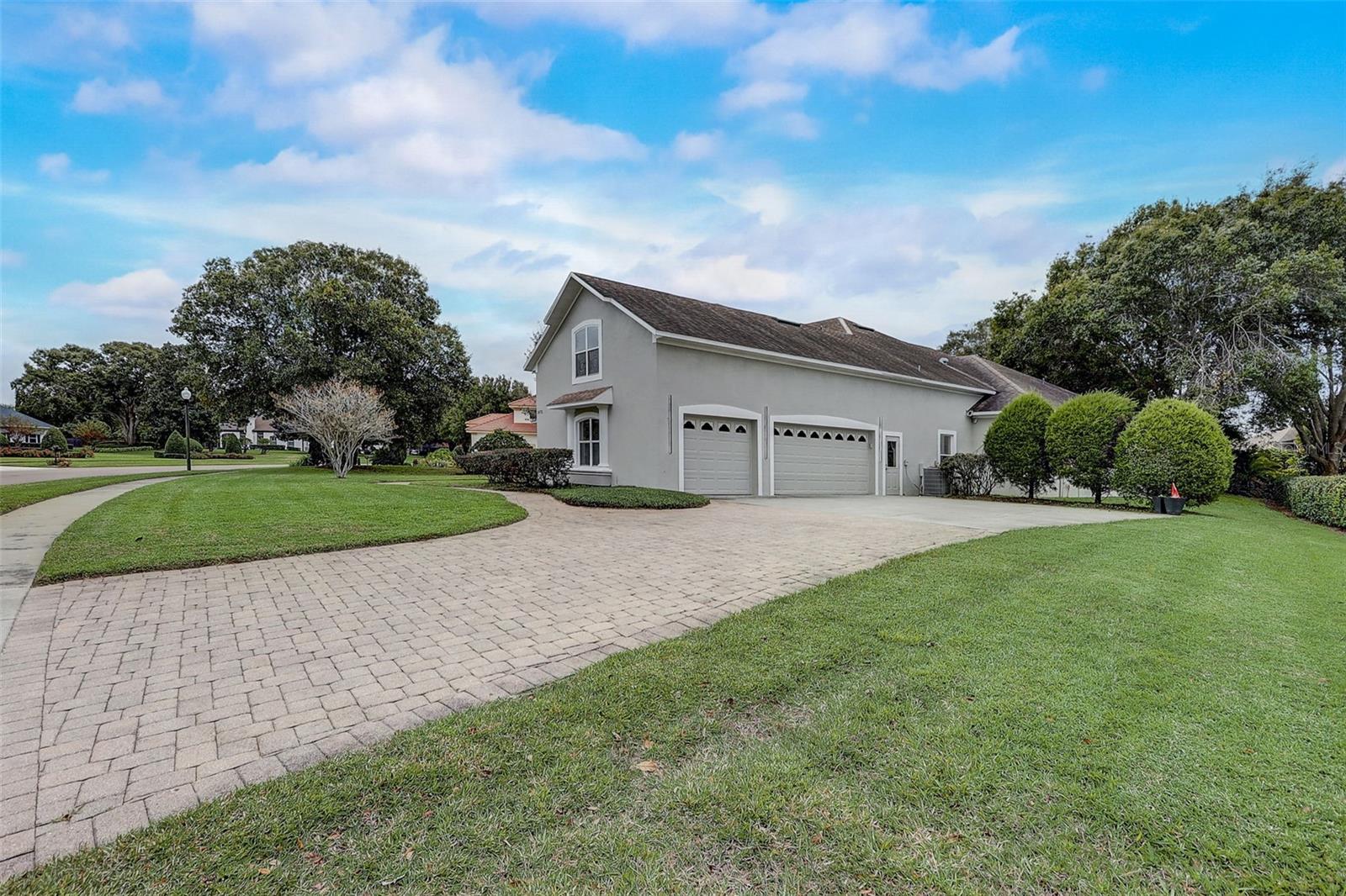 WINDSOR HILL - Residential