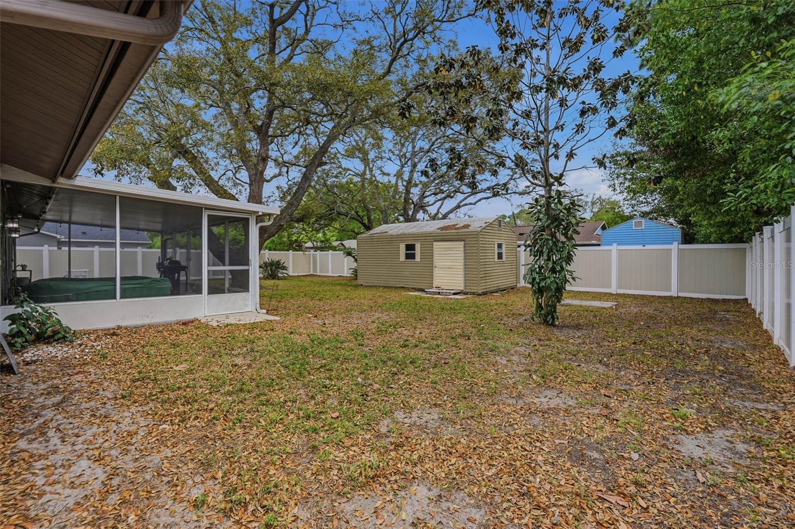 SPRING HILL - Residential