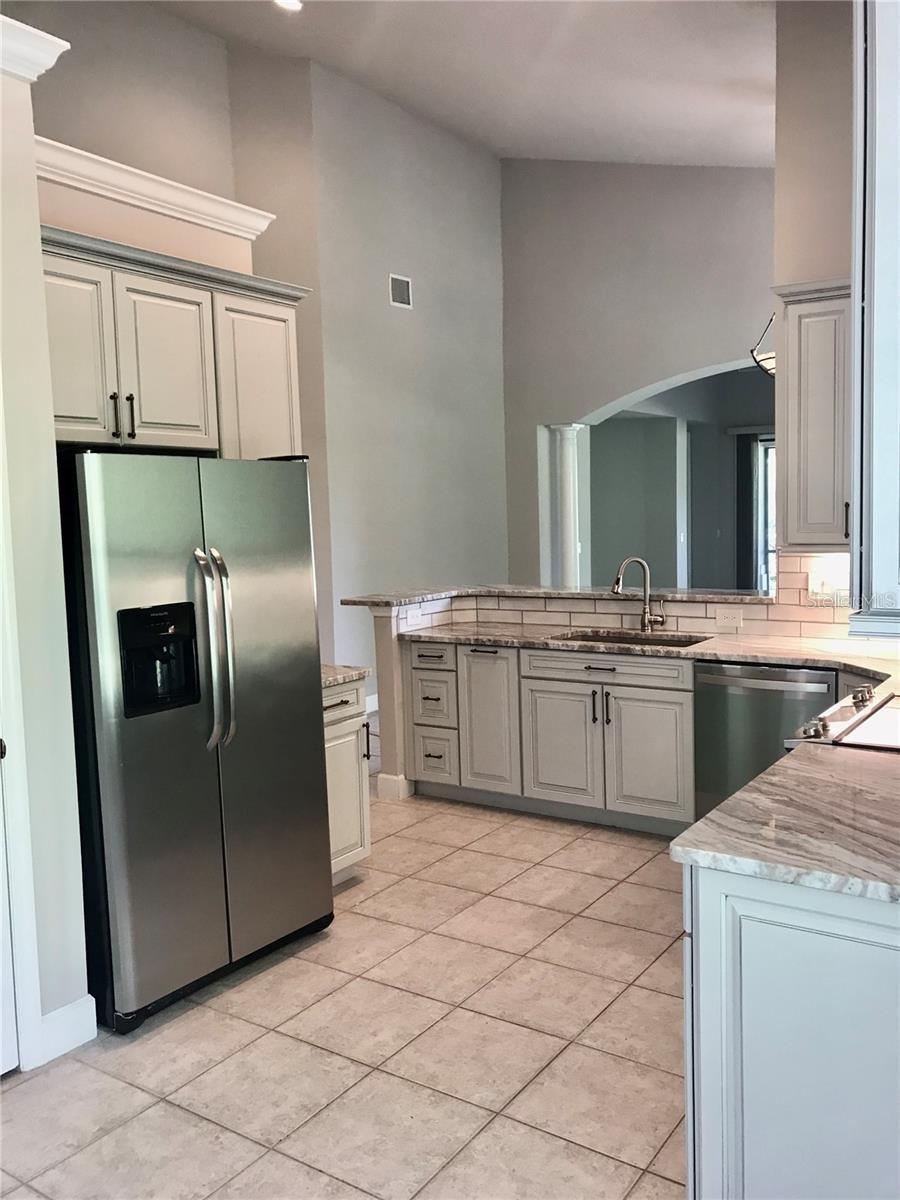 RIVER CLUB AT GRAND HAVEN LOT 5 - Residential