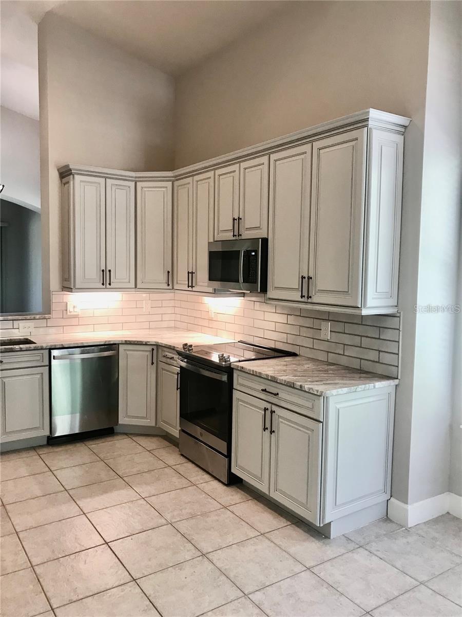 RIVER CLUB AT GRAND HAVEN LOT 5 - Residential