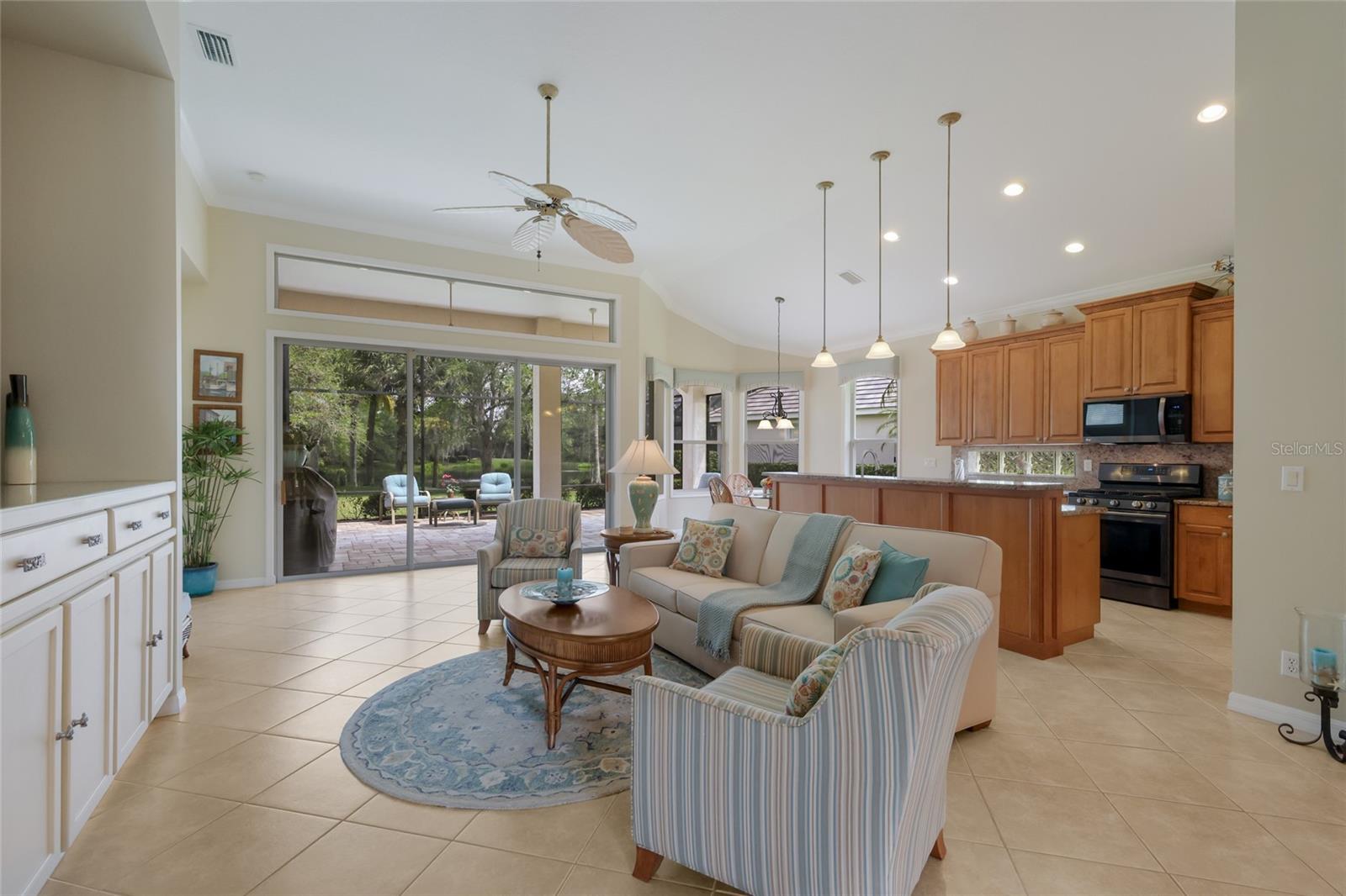 LAKEWOOD RANCH COUNTRY CLUB - Residential