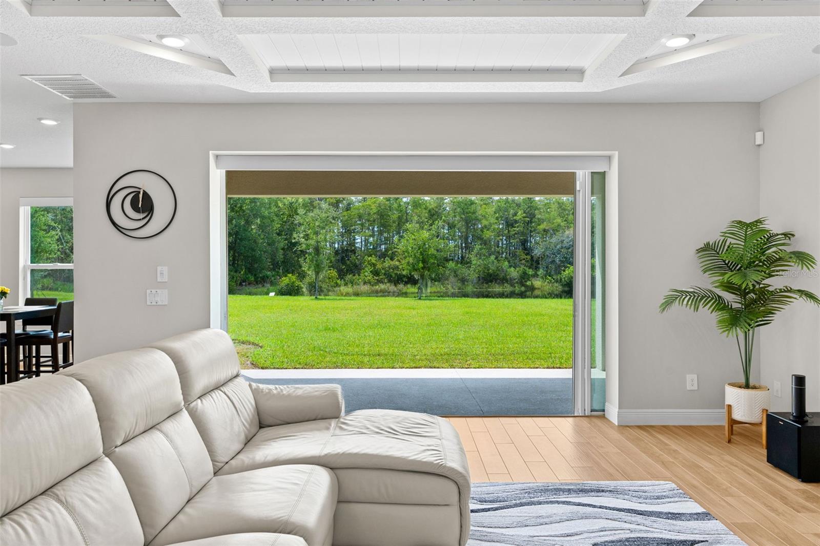 1072 PANDO LOOP
