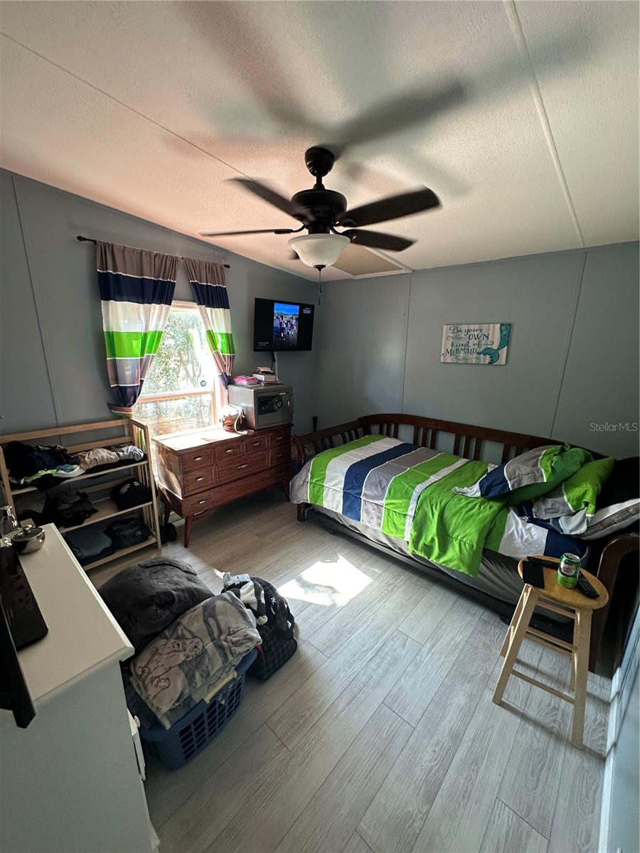 PARKWOOD ACRES - Residential