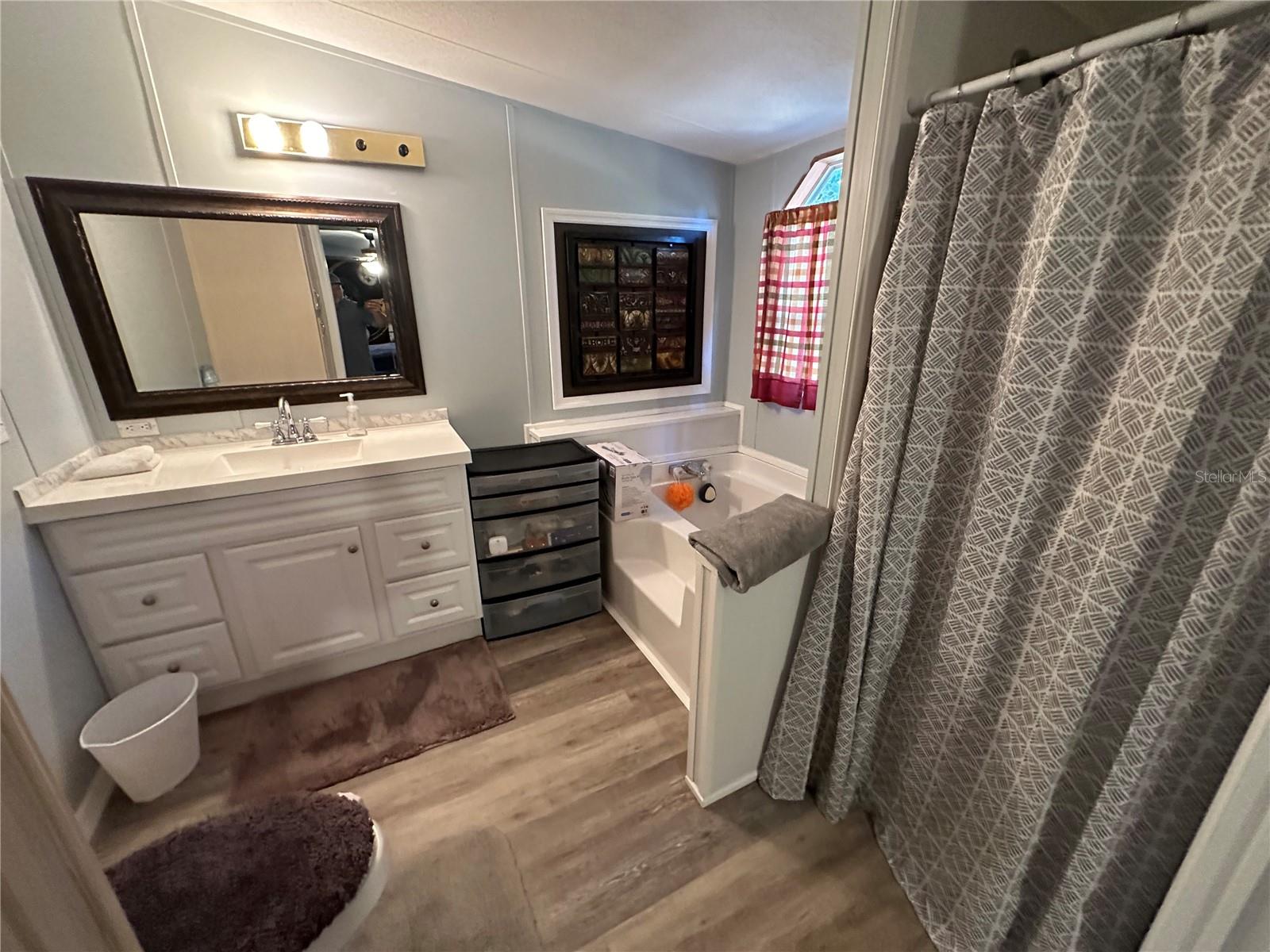 PARKWOOD ACRES - Residential