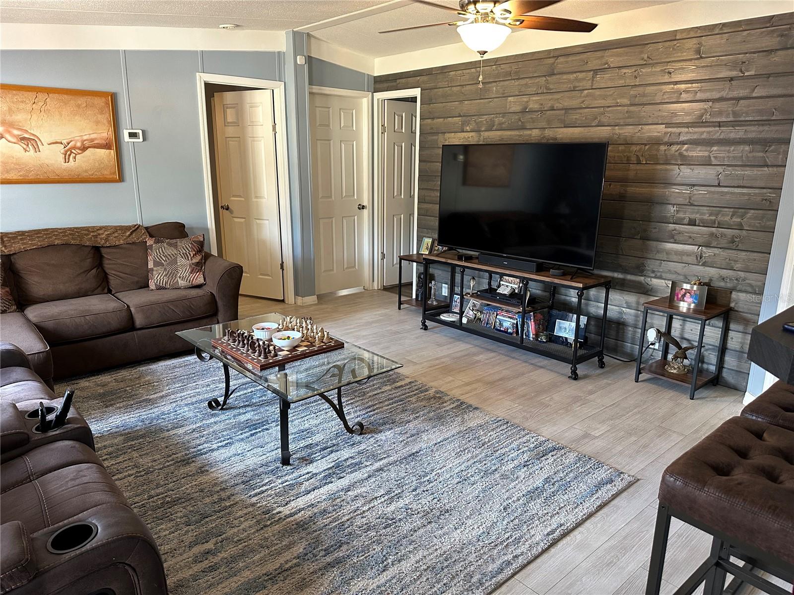 PARKWOOD ACRES - Residential