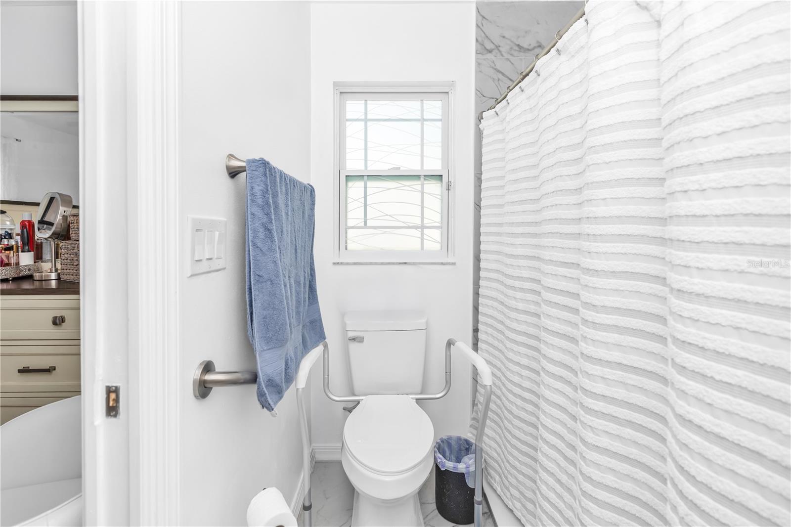 DELTOPNA LAKE UNIT 40 - Residential