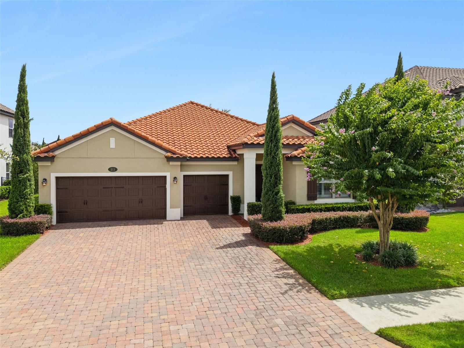 211 LUGANO WAY