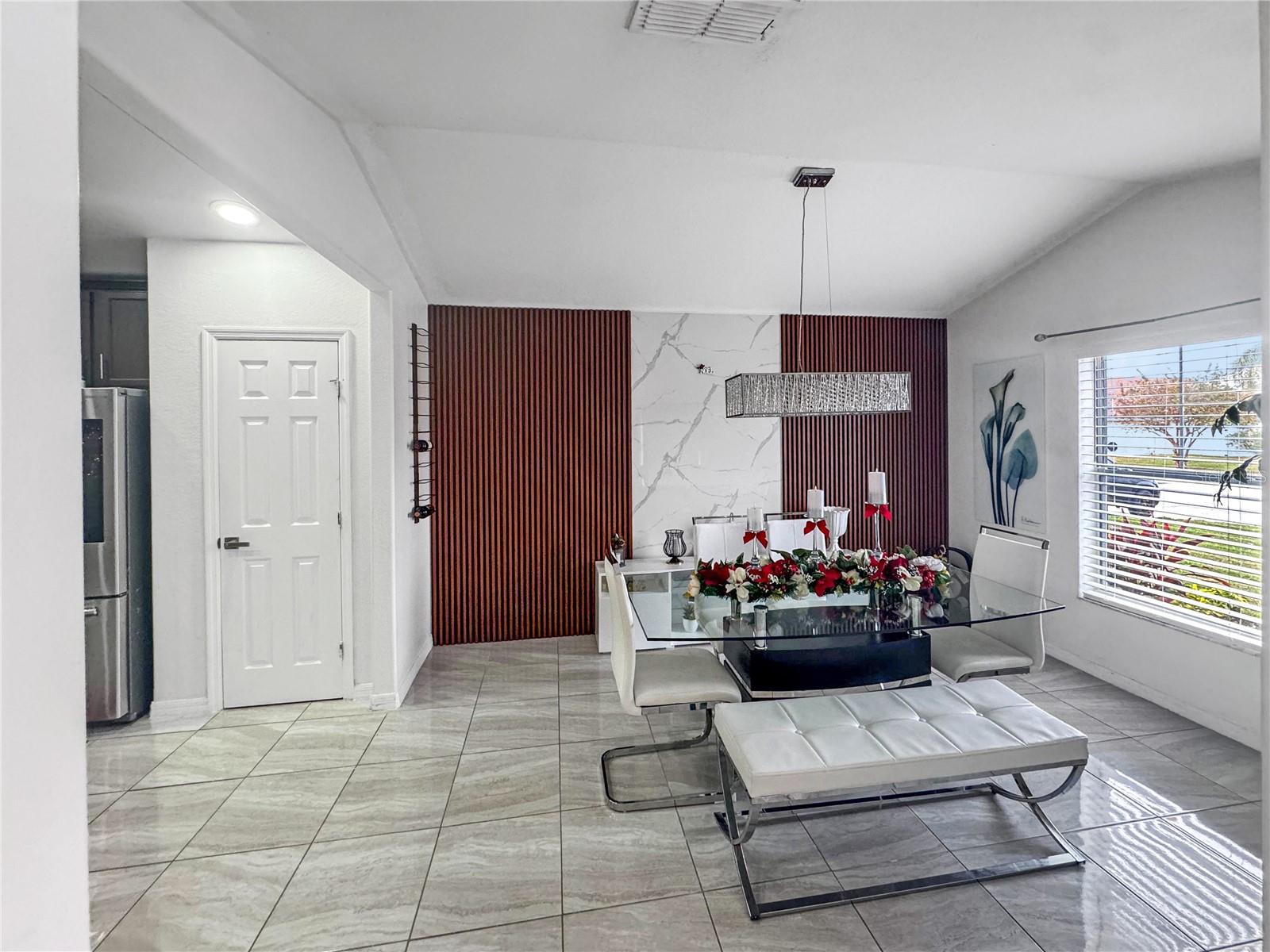 LAKE ROCHELLE ESTATES - Residential