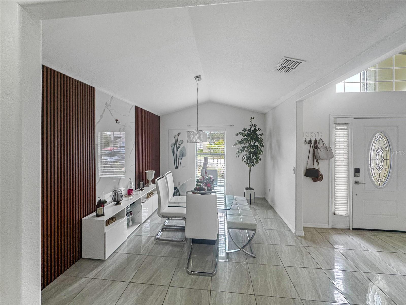 LAKE ROCHELLE ESTATES - Residential