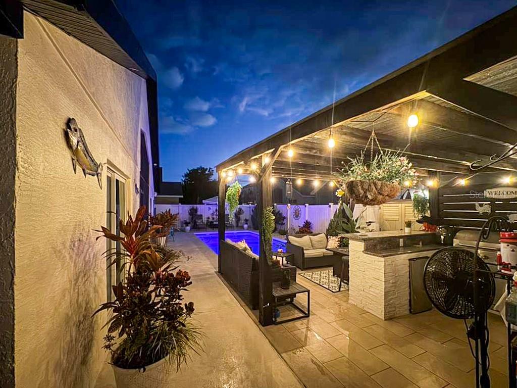 LAKE ROCHELLE ESTATES - Residential