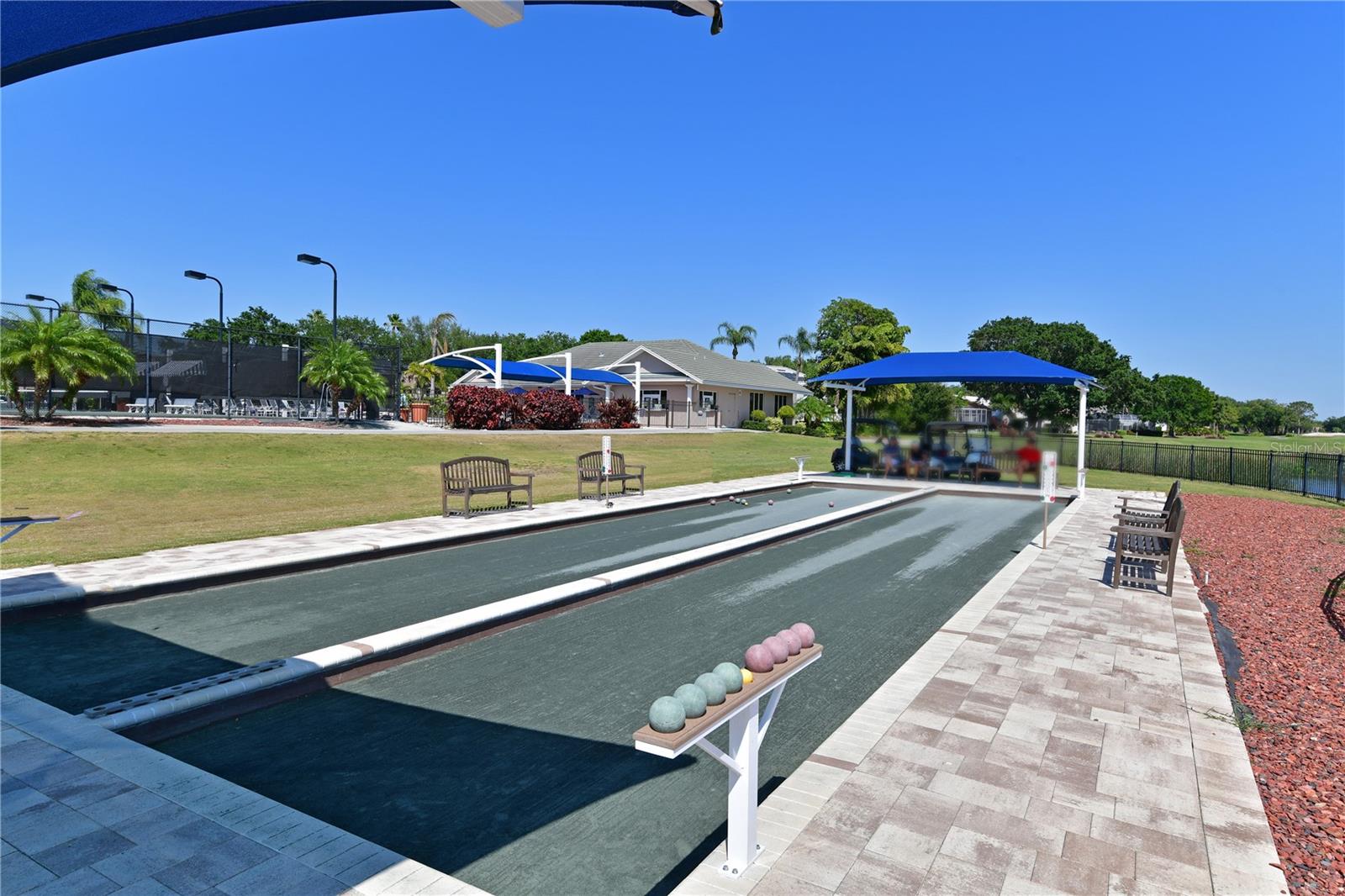 TARA GOLF AND COUNTRY CLUB - Residential