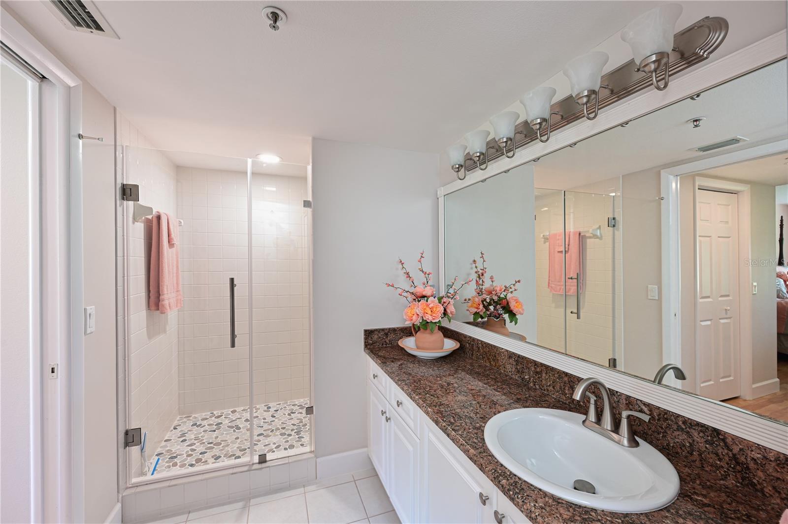 TARA GOLF AND COUNTRY CLUB - Residential