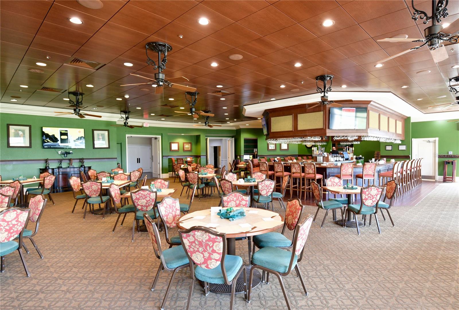 TARA GOLF AND COUNTRY CLUB - Residential