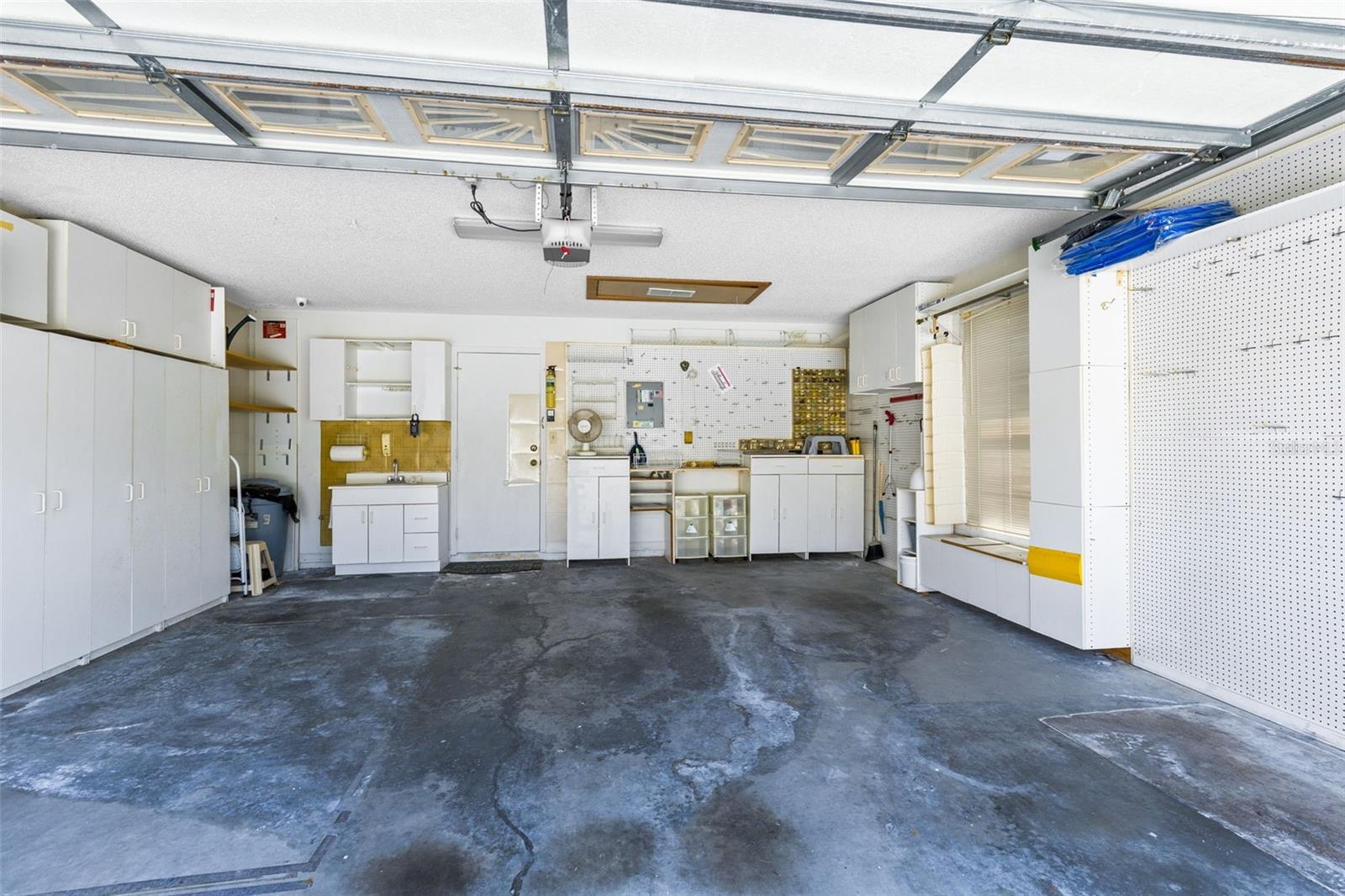 PARKVIEW POINTE SEC 01 REP - Residential