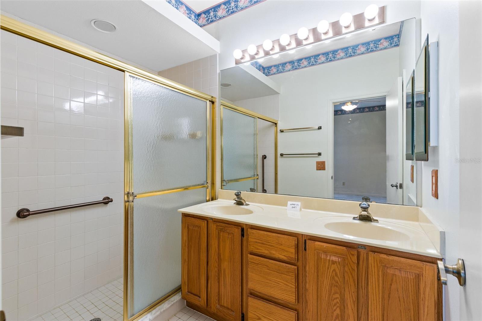 PARKVIEW POINTE SEC 01 REP - Residential