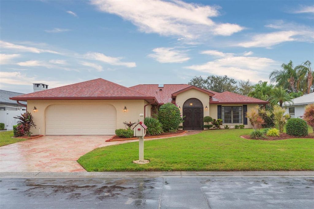 Photo of 963 N Doral Lane, Venice, FL 34293 (MLS # TB8468746)