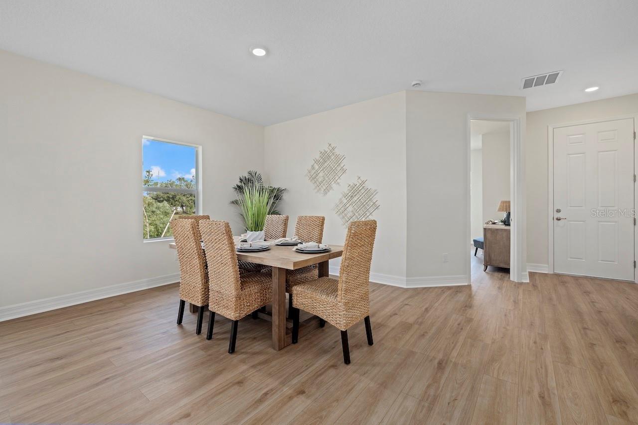 PORT CHARLOTTE SUB 32 - Residential Lease
