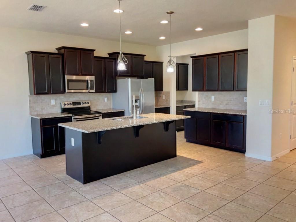 BROOKSHIRE SUB - Residential