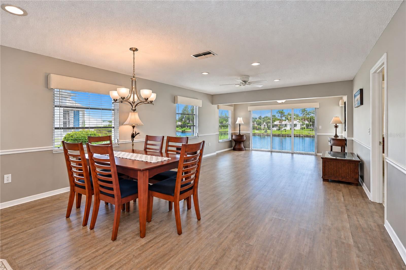 4605 LEXINGTON CIRCLE