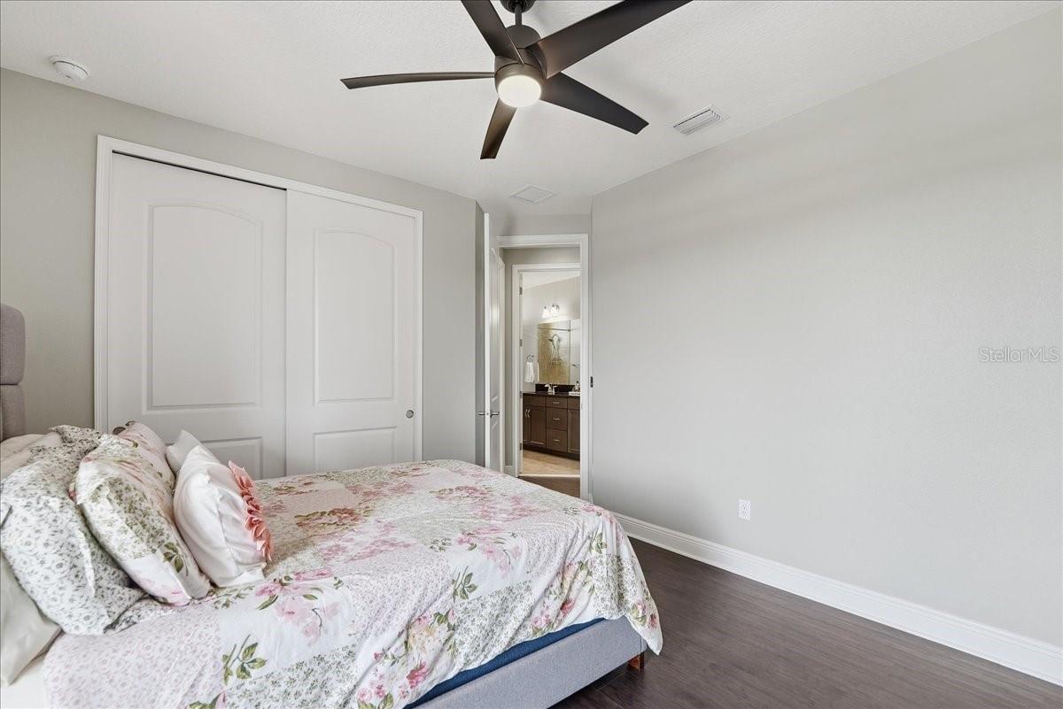 EAGLE CREEK - Residential