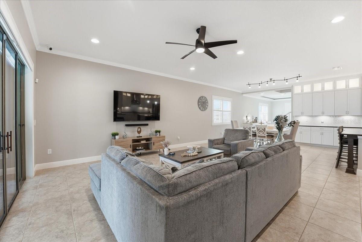 EAGLE CREEK - Residential