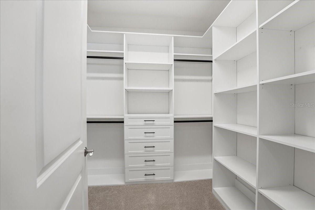 EAGLE CREEK - Residential