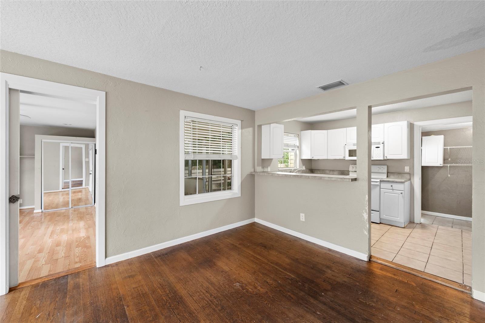 1206 30TH STREET W