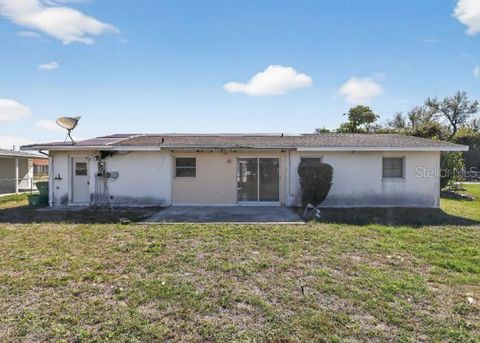 462 RIDGEWOOD STREET NW PORT CHARLOTTE FL 33952