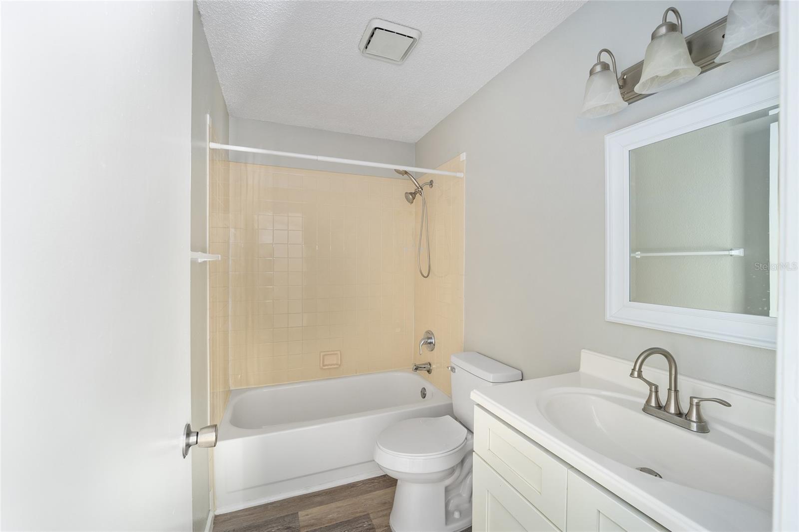 CITRUS PARK - Residential Income