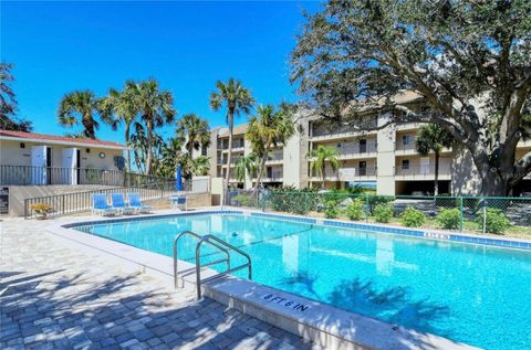 A home in LONGBOAT KEY