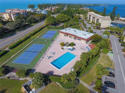 A home in LONGBOAT KEY