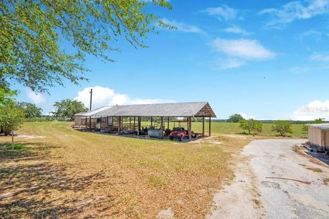 Tiny photo for 14365 SE Highway 42, Weirsdale, FL 32195 (MLS # O6415587)