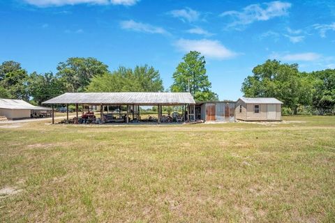 Tiny photo for 14365 SE Highway 42, Weirsdale, FL 32195 (MLS # O6415587)
