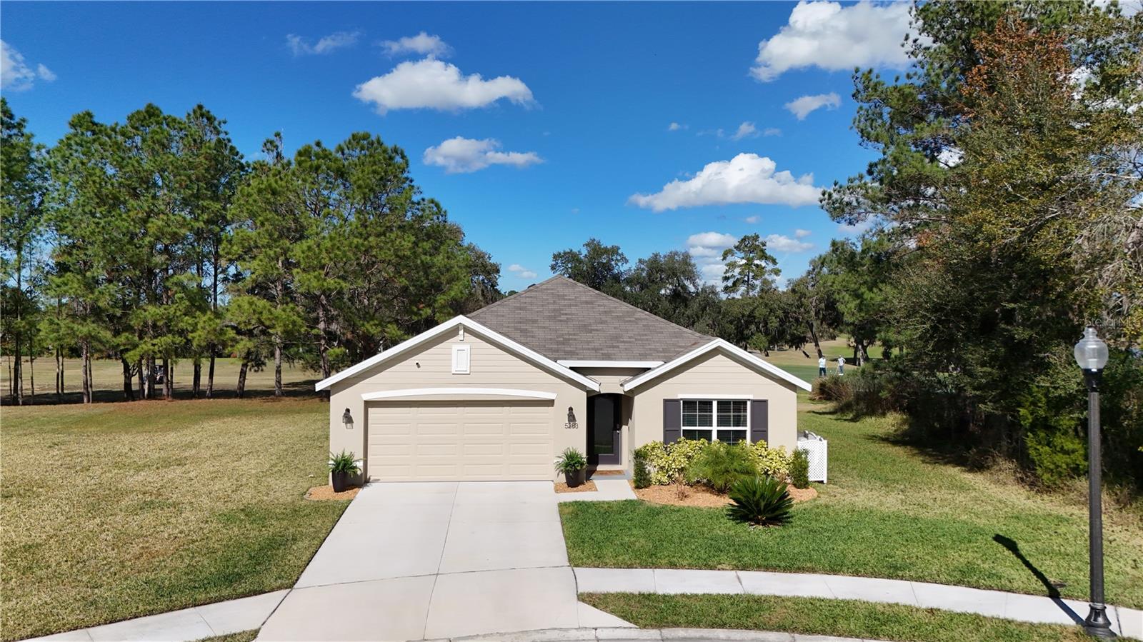 HERNANDO OAKS - Residential